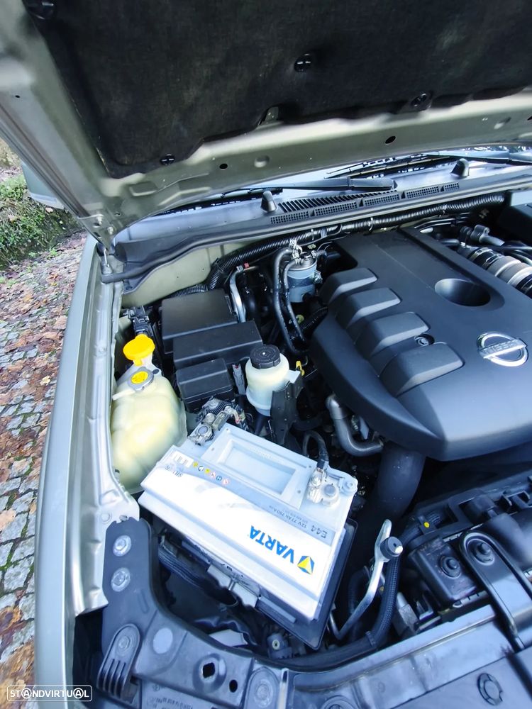 Nissan Pathfinder 2.5 dCi SE Comfort IT+Bose Auto. - 12