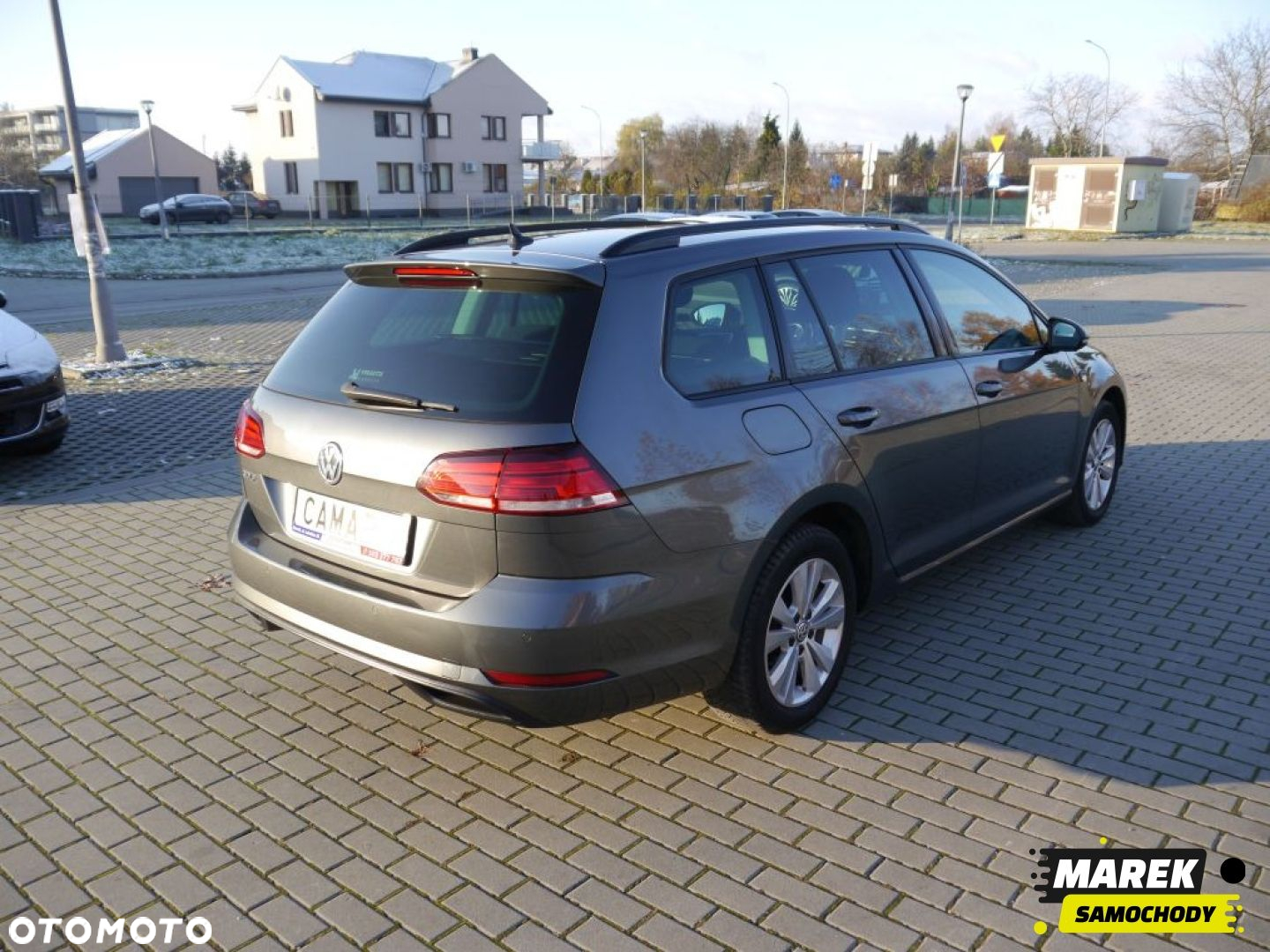 Volkswagen Golf - 11