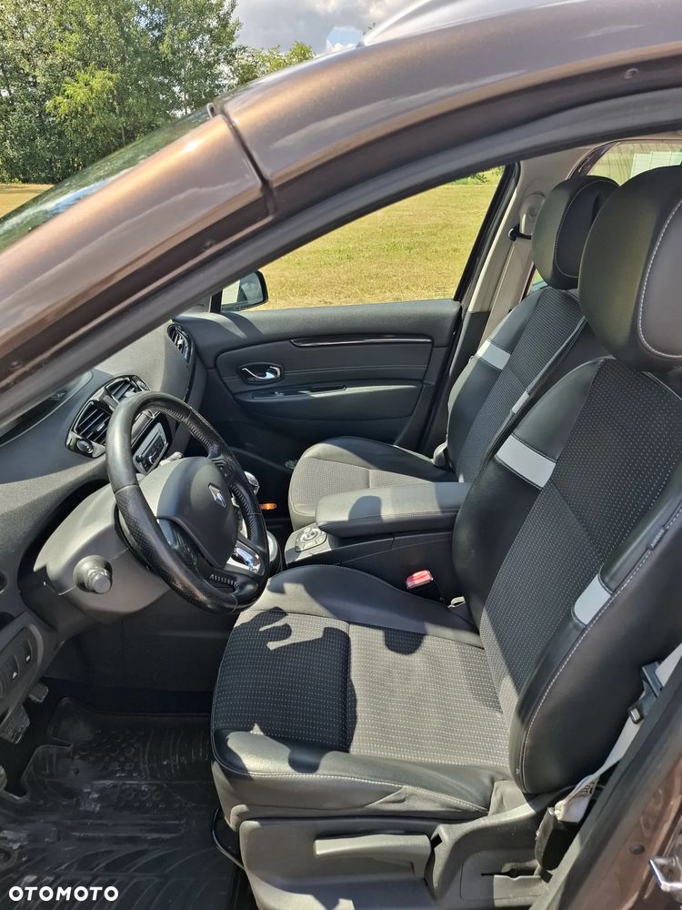 Renault Grand Scenic Energy dCi 130 Start & Stop Euro 6 Bose Edition - 13