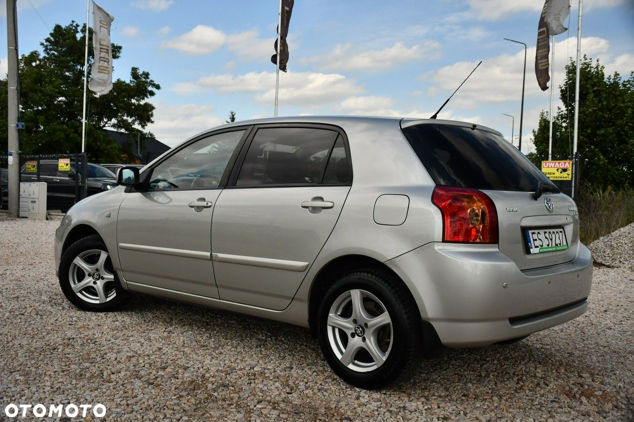 Toyota Corolla - 17