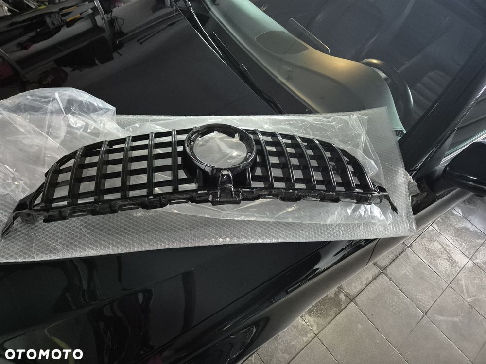 Mercedes-Benz Klasa C 300 d 9G-TRONIC - 2