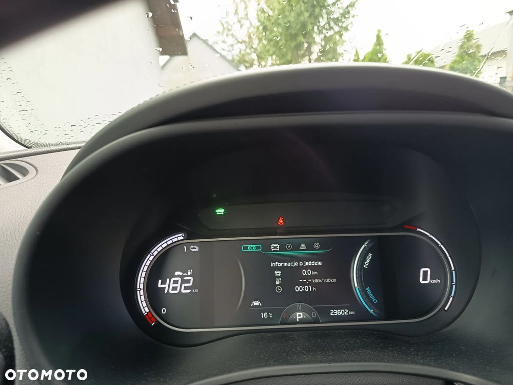 Kia Soul e-Soul 64kWh XL - 25