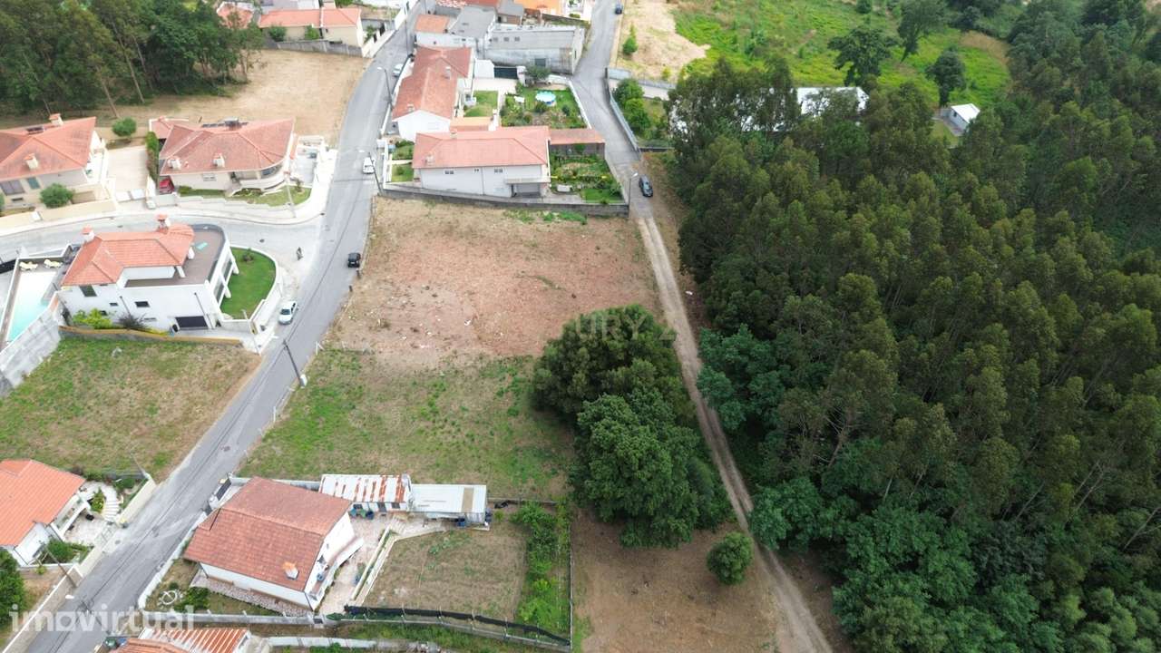 Terreno para Construção de 3 Moradias Geminadas com Projeto Aprovado | - Grande imagem: 3/16