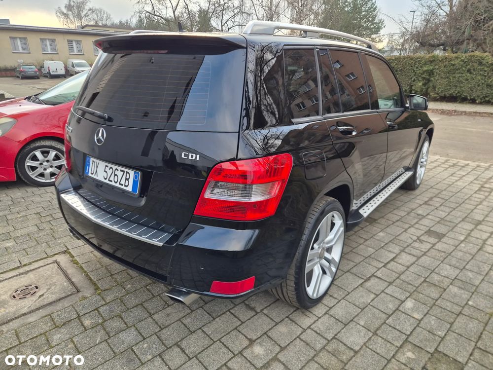 Mercedes-Benz GLK 220 CDI DPF BlueEFFICIENCY SPORT EDITION - 9