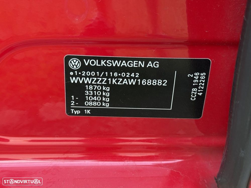 VW Golf 2.0 GTI - 43