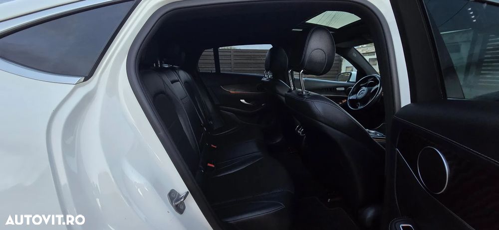 Mercedes-Benz GLC Coupe - 24