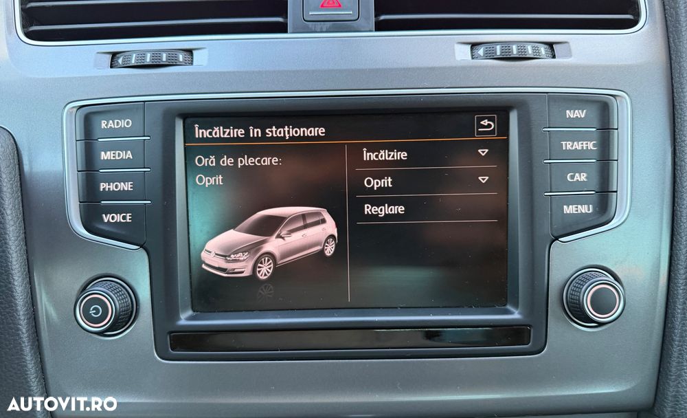Volkswagen Golf 1.4 TSI BlueMotion Technology DSG Lounge - 29