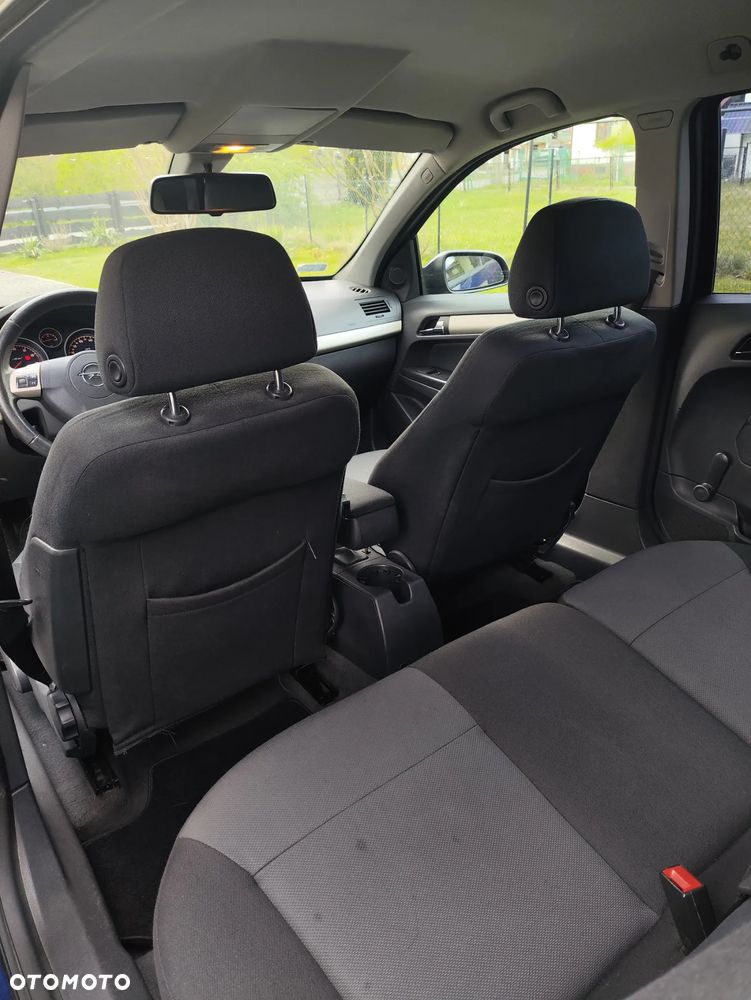 Opel Astra 1.6 - 7