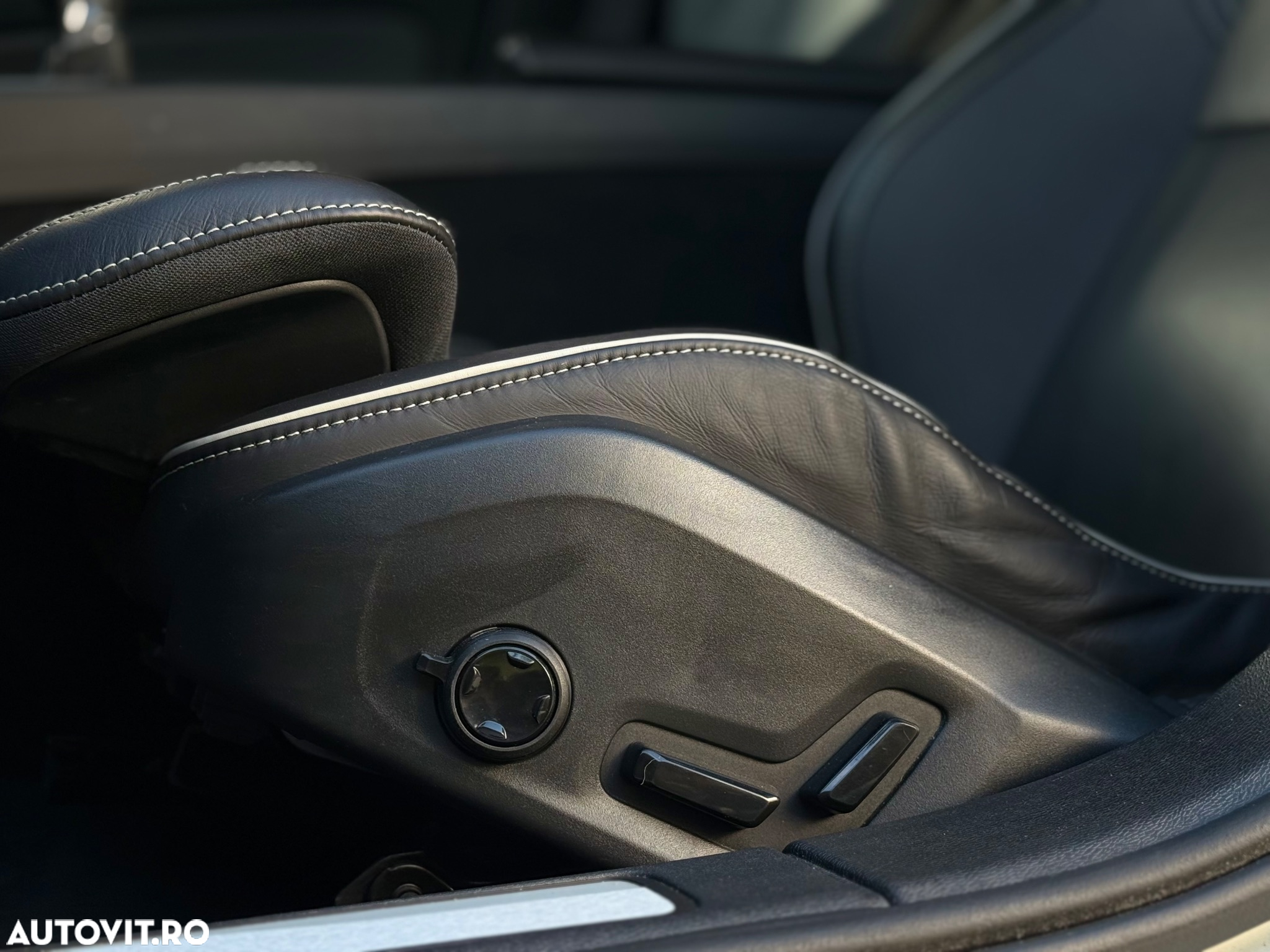Volvo S60 T4 R-Design - 10