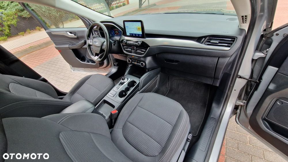 Ford Kuga 2.5 Duratec FHEV TITANIUM - 13