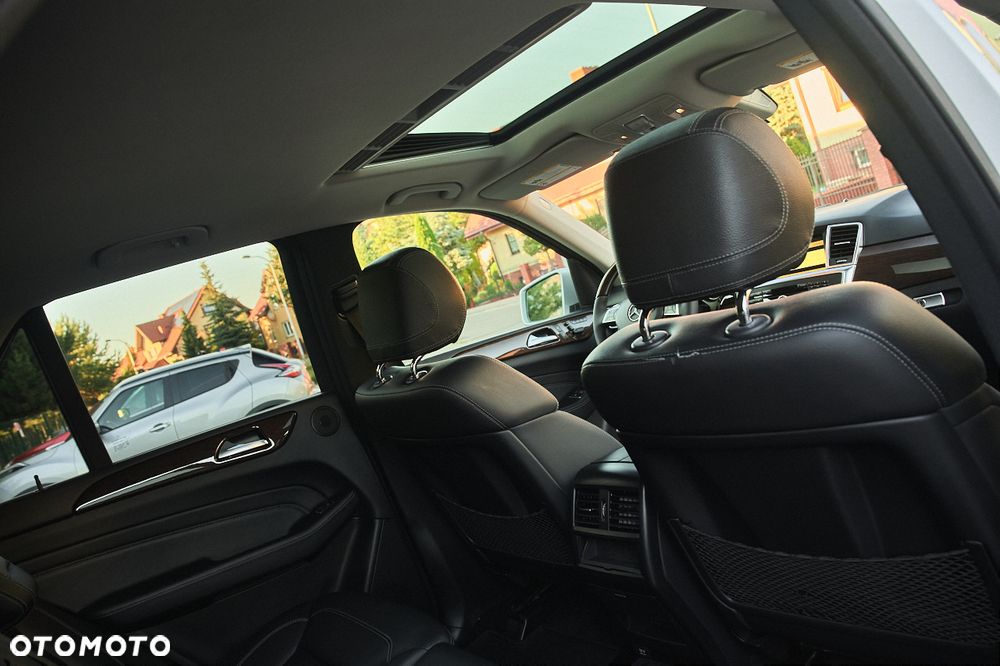 Mercedes-Benz ML 350 4Matic 7G-TRONIC - 31