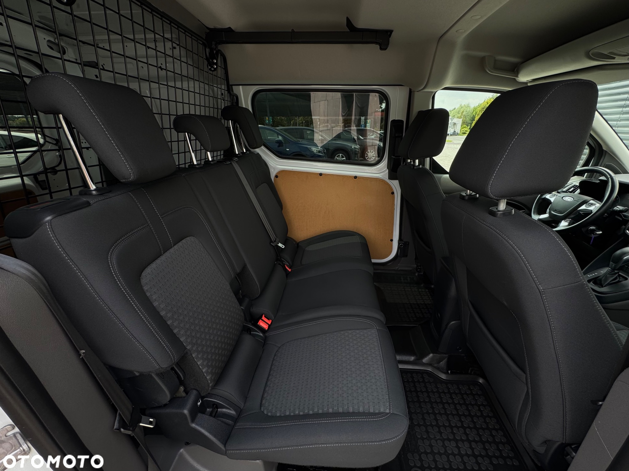 Ford Transit Connect 240 L2 Autm Trend - 30