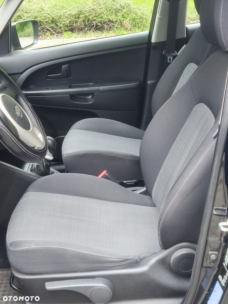 Kia Venga 1.4 CRDi S - 15
