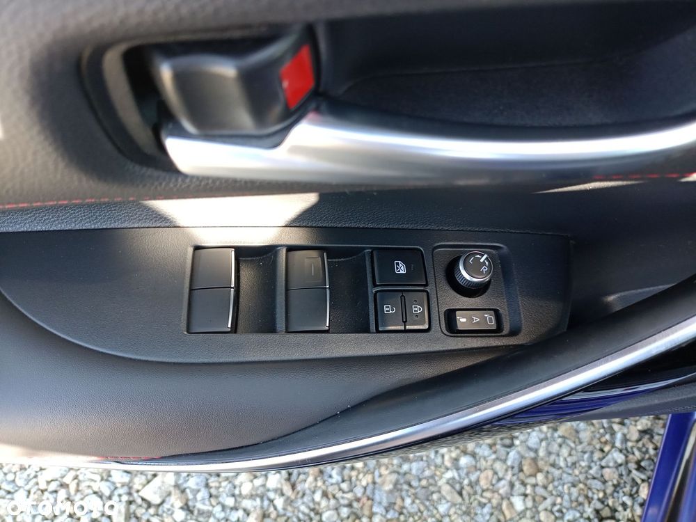 Toyota Corolla 2.0 Hybrid GR Sport Dynamic - 15