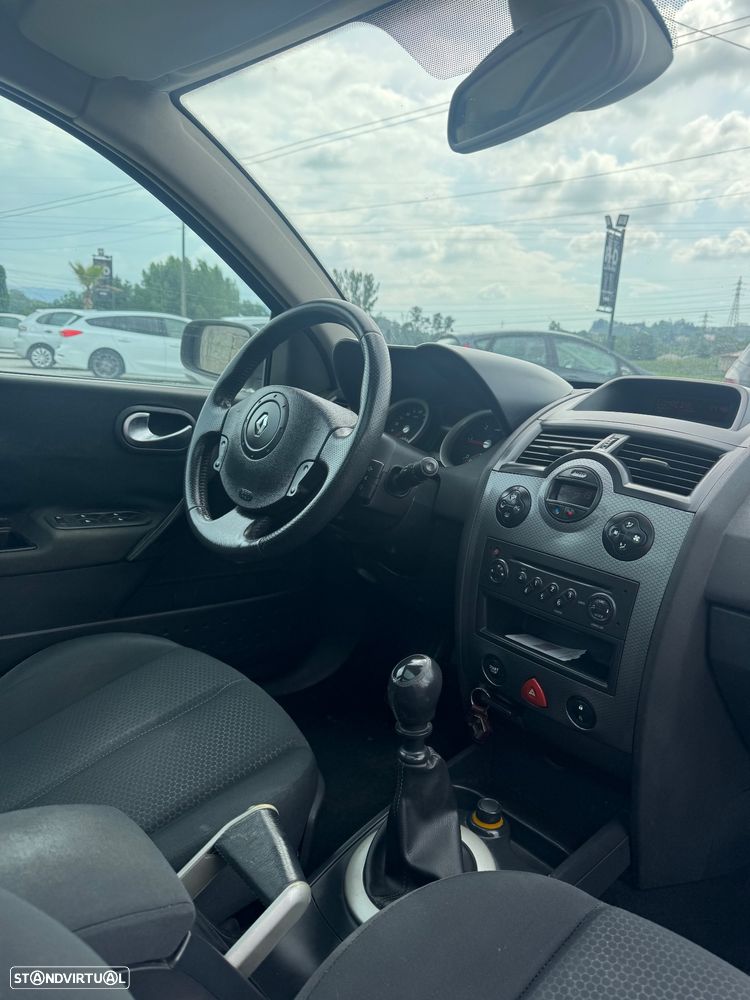 Renault Mégane 1.5 dCi Privilège Luxe - 10