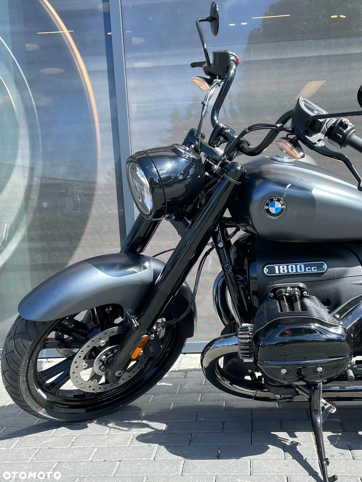 BMW R - 12