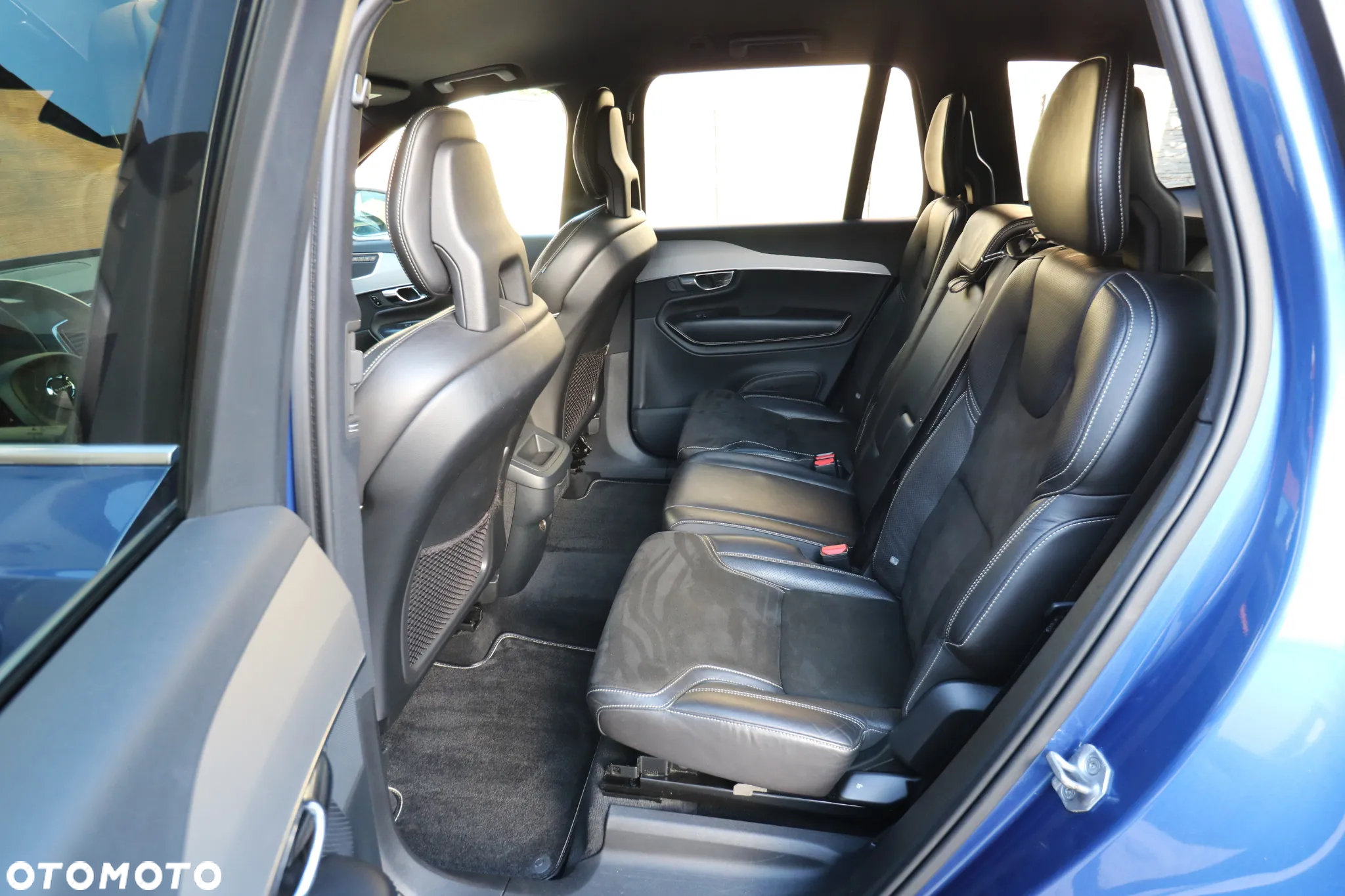 Volvo XC 90 D5 AWD Geartronic RDesign - 23