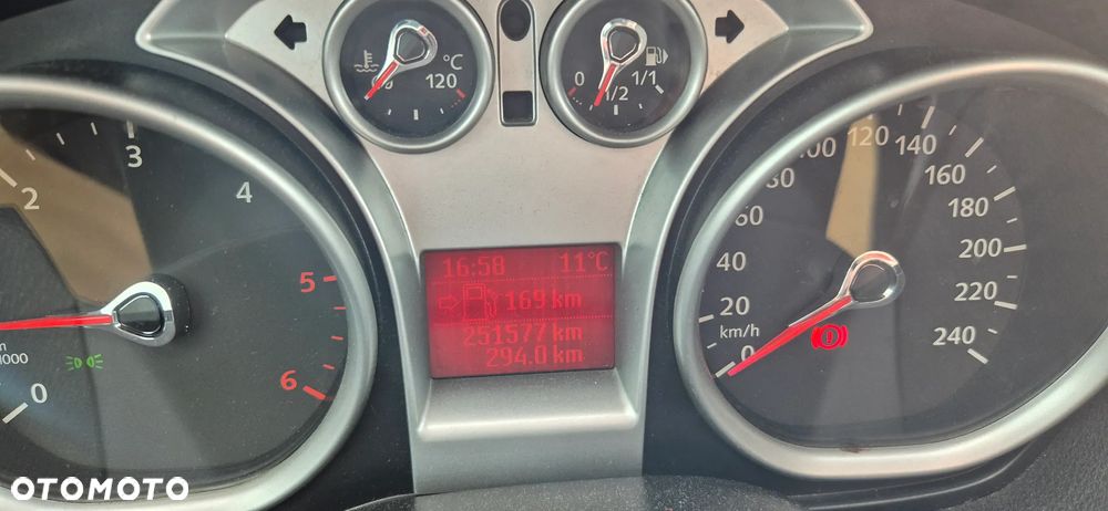 Ford Kuga 2.0 TDCi 4x4 Trend - 5