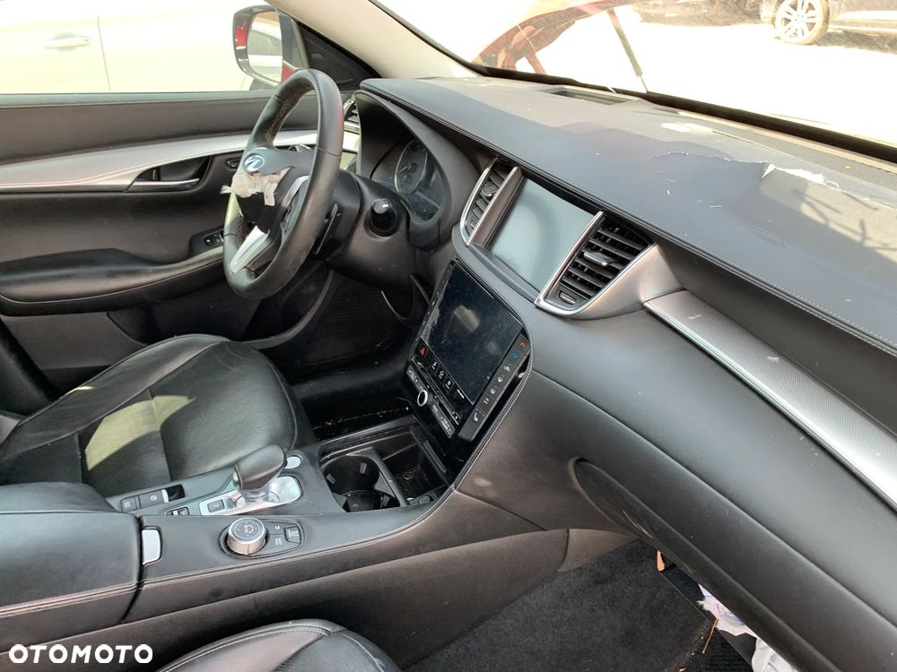 Infiniti QX50 - 15