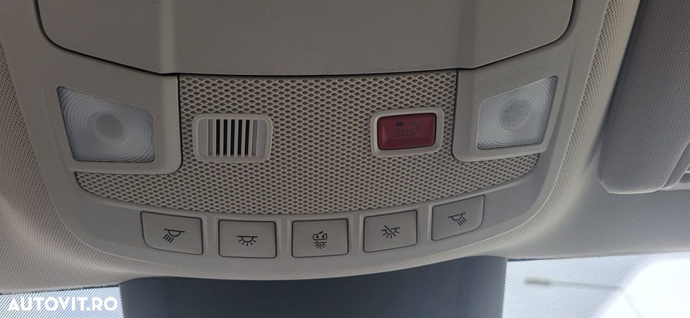 Ford Mondeo 2.0 TDCi Aut. Trend - 12