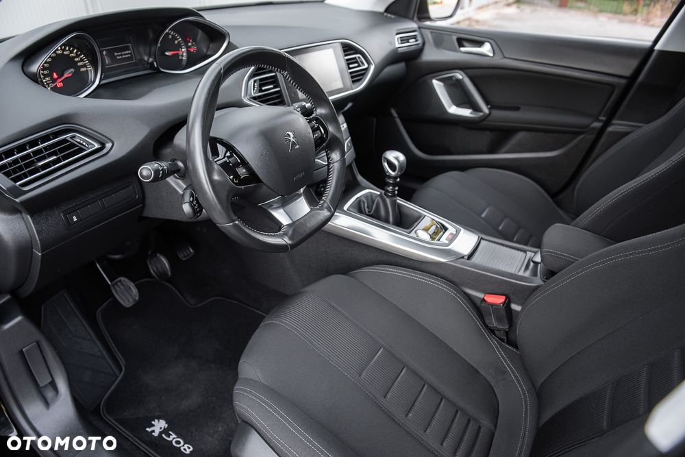 Peugeot 308 155 THP Premium - 15