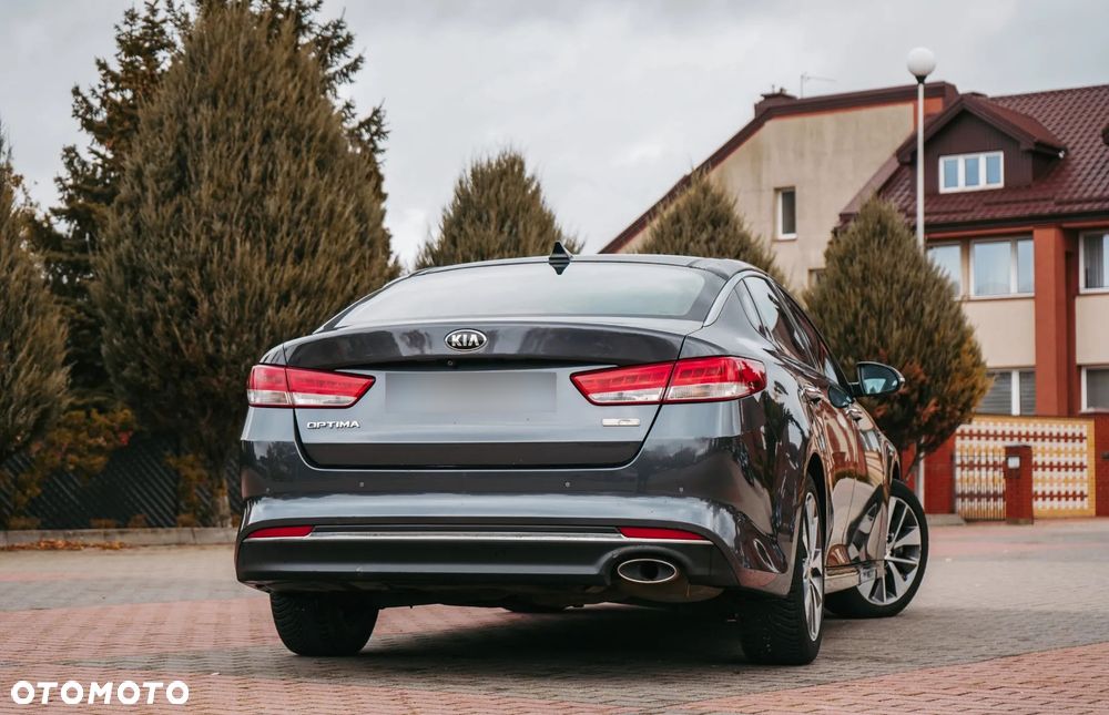 Kia Optima 1.7 CRDI XL DCT - 9