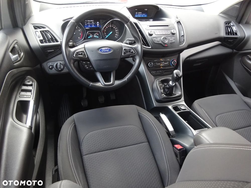 Ford Kuga - 8