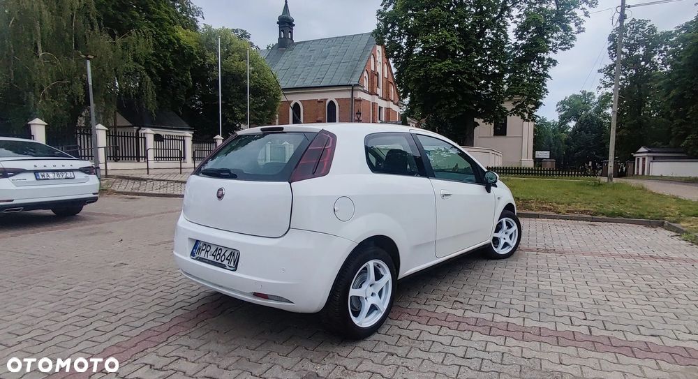 Fiat Grande Punto 1.4 8V - 7