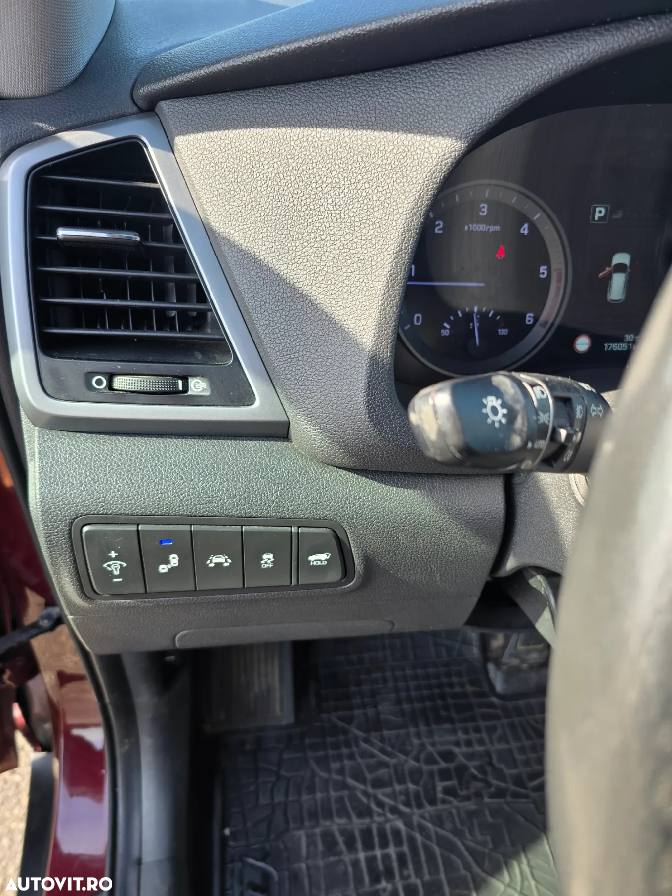 Hyundai Tucson 2.0 CRDI 4WD 6AT Luxury+ - 10