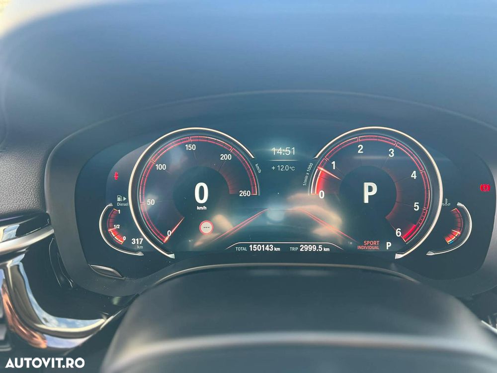 BMW Seria 5 530d xDrive AT - 17