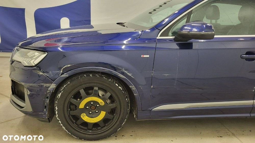 Audi Q7 - 11