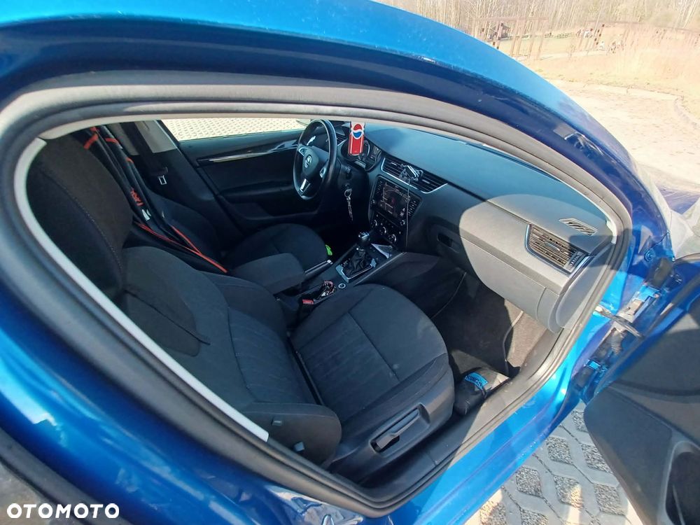 Skoda Octavia 2.0 TDI SCR Style DSG - 22