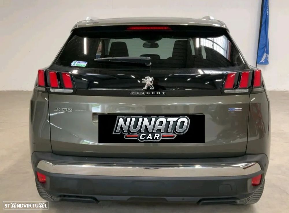Peugeot 3008 1.2 PureTech Allure EAT6 - 4