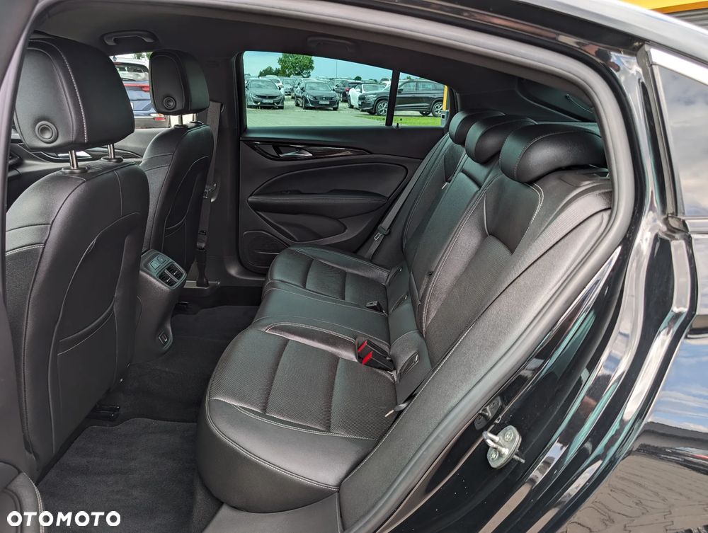 Opel Insignia 2.0 Automatik Dynamic - 28
