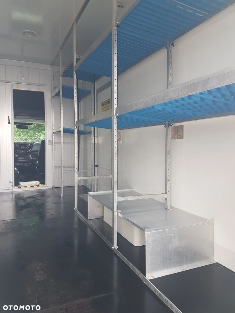 Iveco DAILY KONTENER NISKOPODŁOGOWY 4,44x2,23x2,42 SKLEP FOODTRUCK BAR KLIMA KONIOWÓZ KAMPER - 22