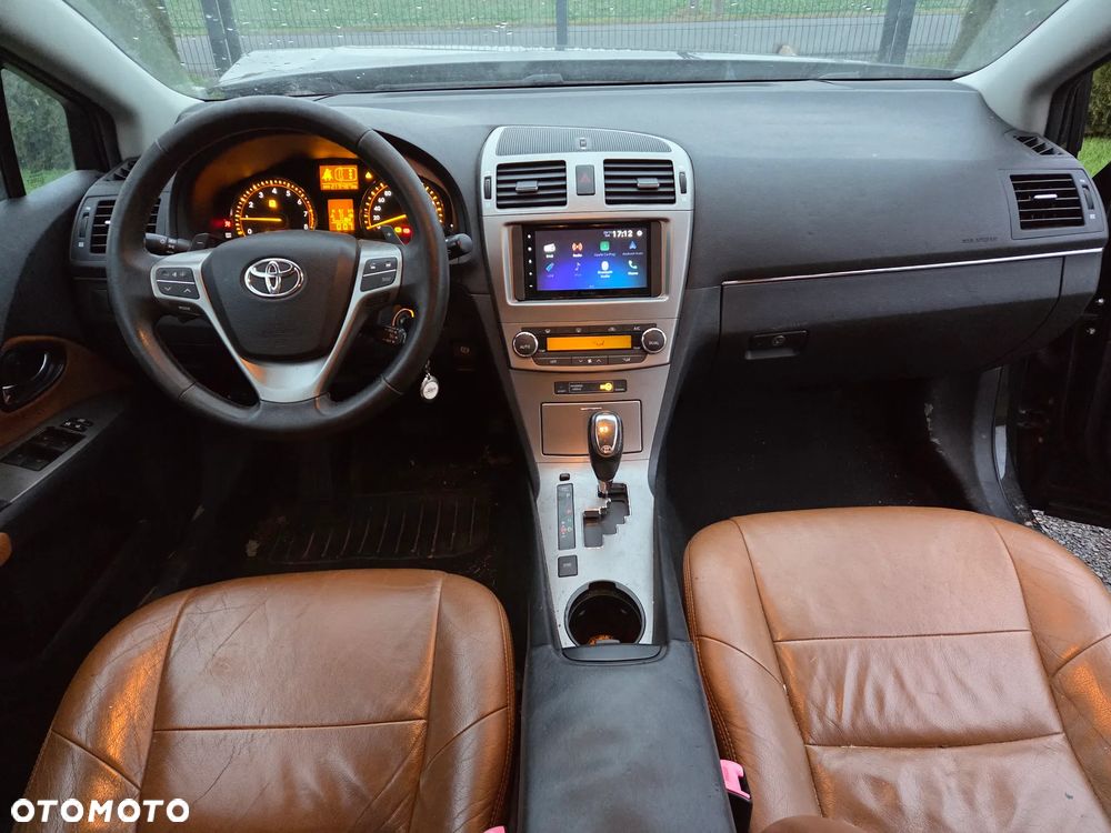 Toyota Avensis 1.8 Multidrive Business Edition - 9