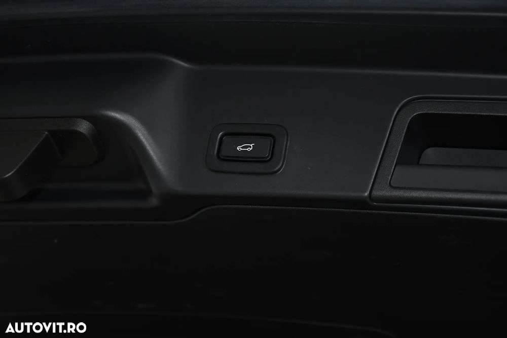 Land Rover Range Rover Evoque - 22