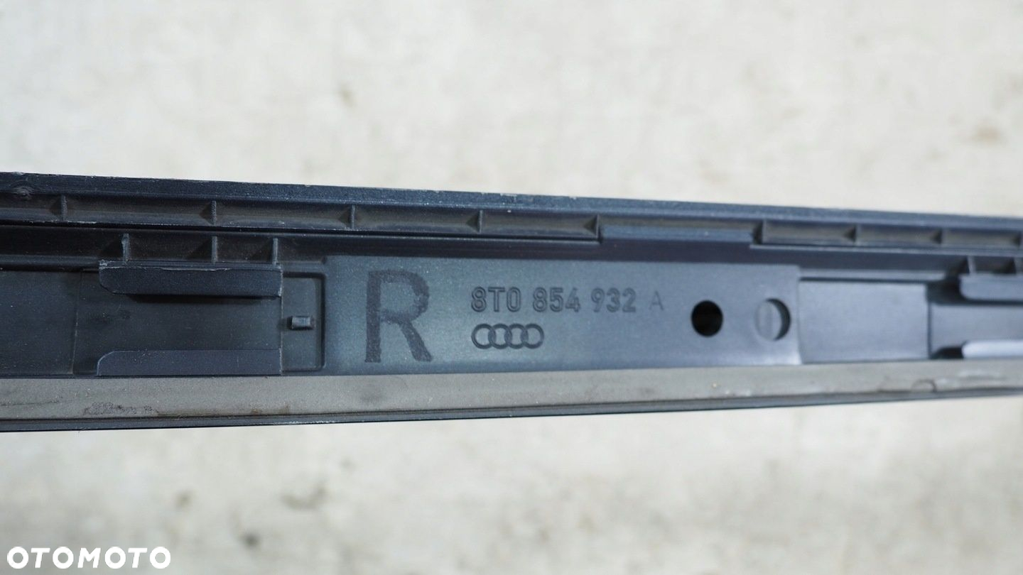 Audi A5 8T S Line listwa progowa prawa 8T0854932A - 8