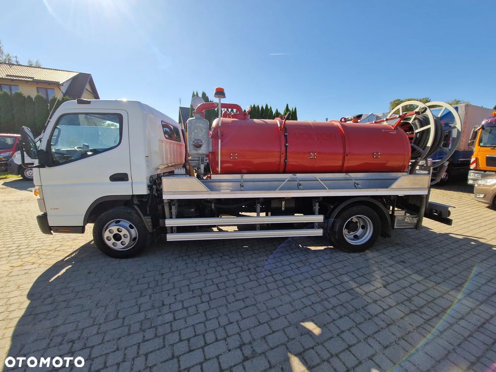 Mitsubishi FUSO BECZKA ASENIZACYJNA - 4