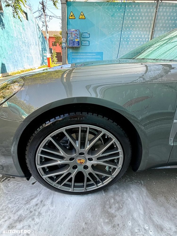 Porsche Panamera 4 - 4