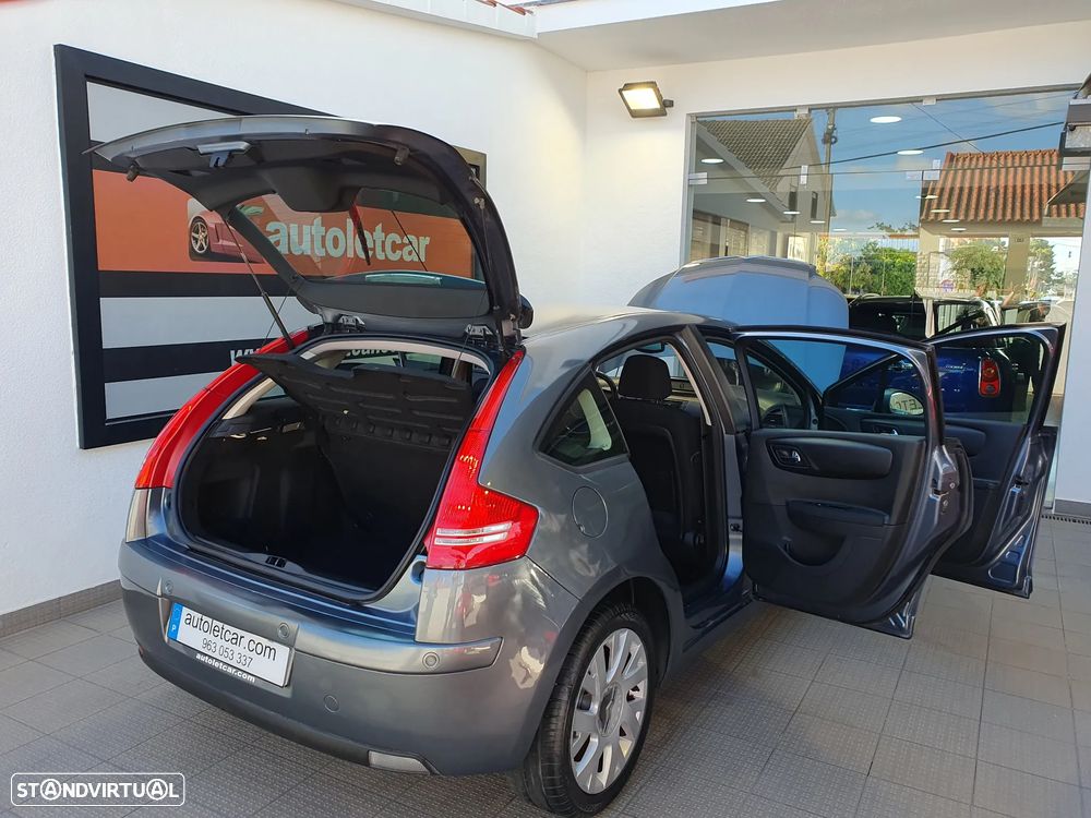 Citroën C4 1.6 HDi SX - 16