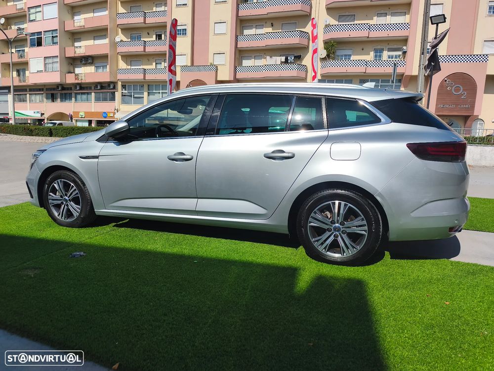 Renault Mégane Sport Tourer E-TECH Plug-in 160 INTENS - 3