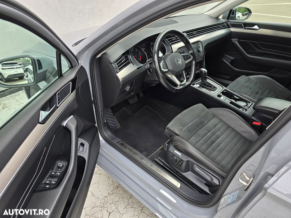 Volkswagen Passat 2.0 TDI DSG Highline - 11