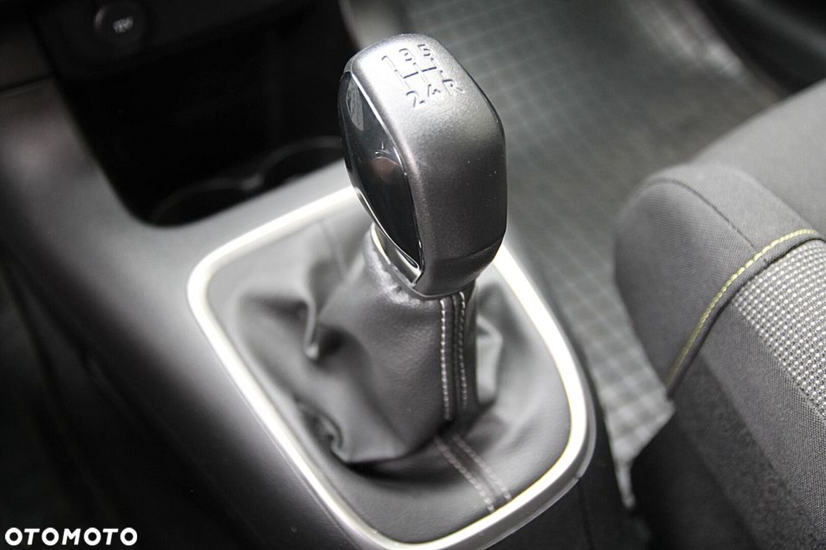 Citroën C3 1.2 PureTech Plus - 30