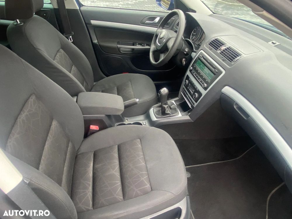 Skoda Octavia 1.4 TSI FAMILY - 10