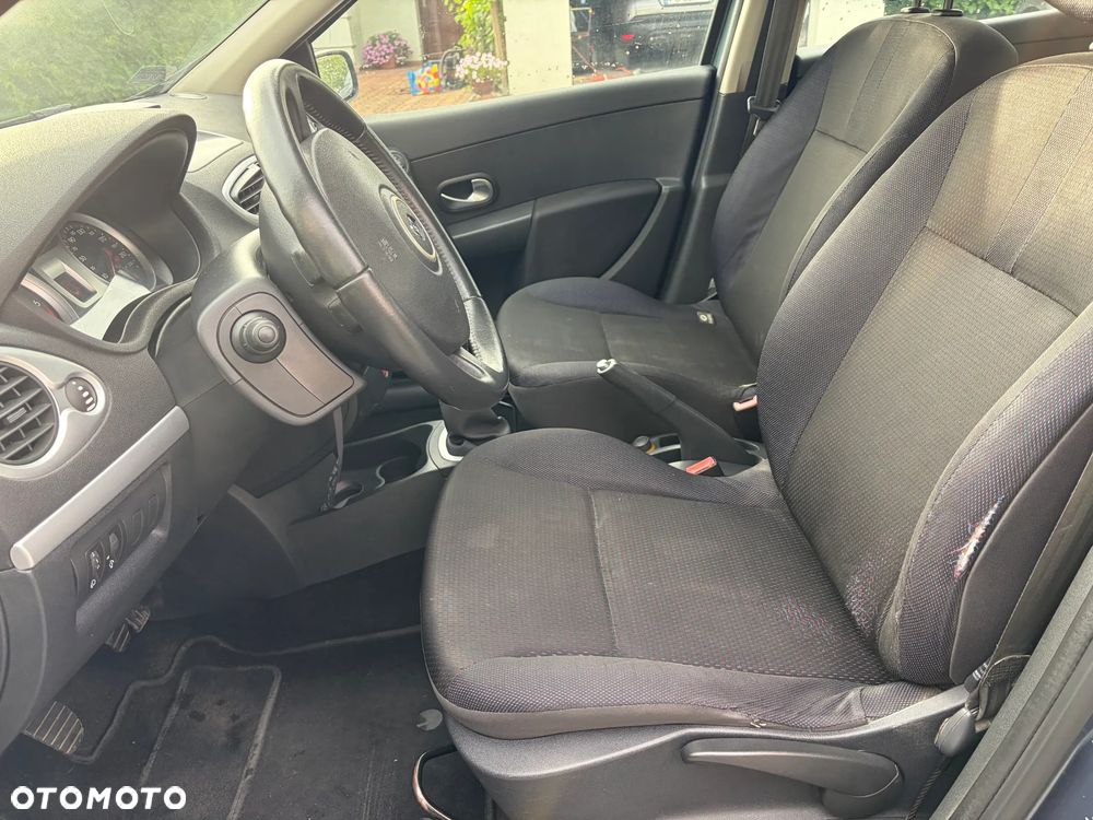 Renault Clio 1.4 16V Expression - 17
