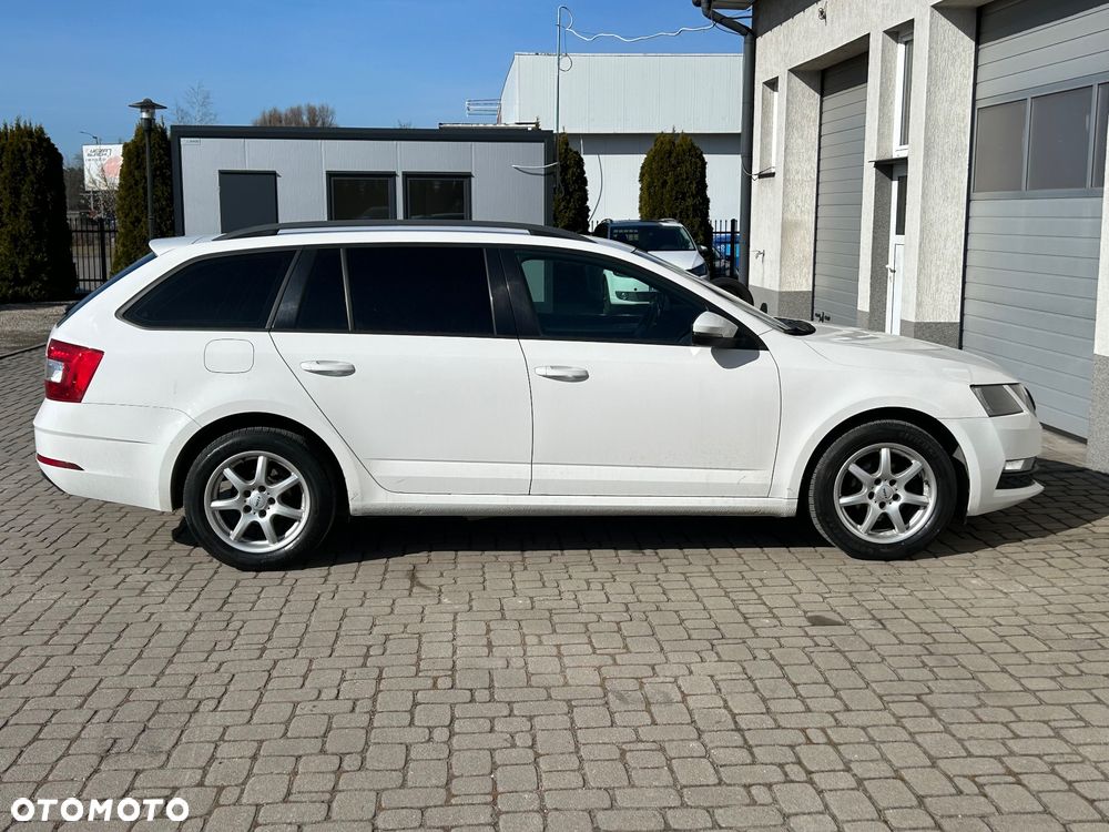 Skoda Octavia 1.6 TDI SCR Active - 7