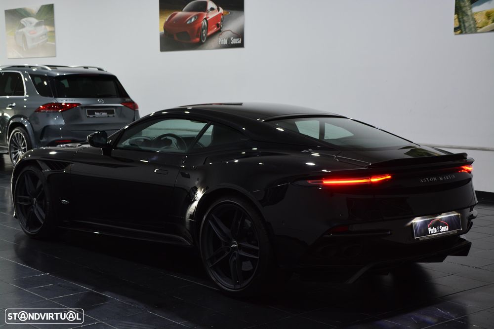 Aston Martin DBS Coupe Superleggera - 12