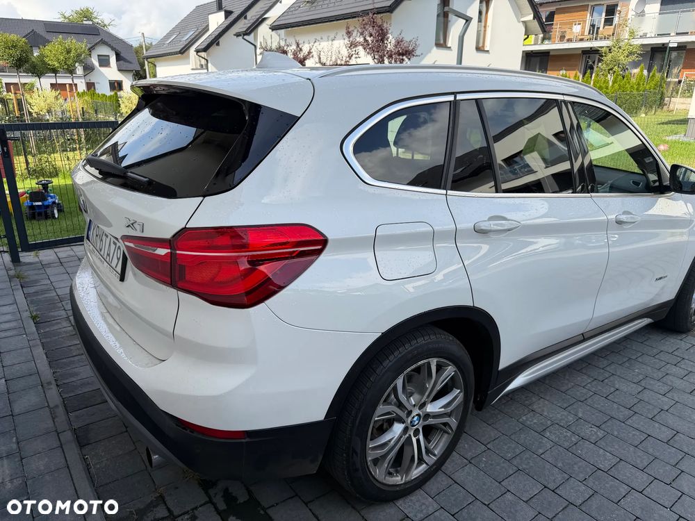 BMW X1 xDrive25i xLine - 5