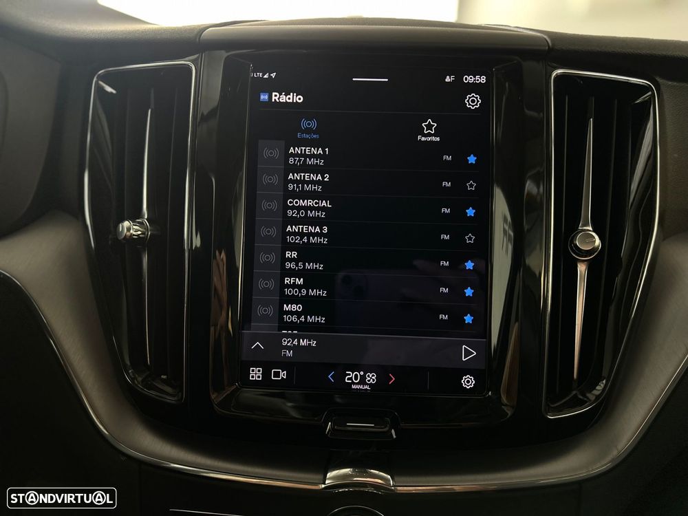 Volvo XC 60 2.0 T6 PHEV Inscription AWD - 24